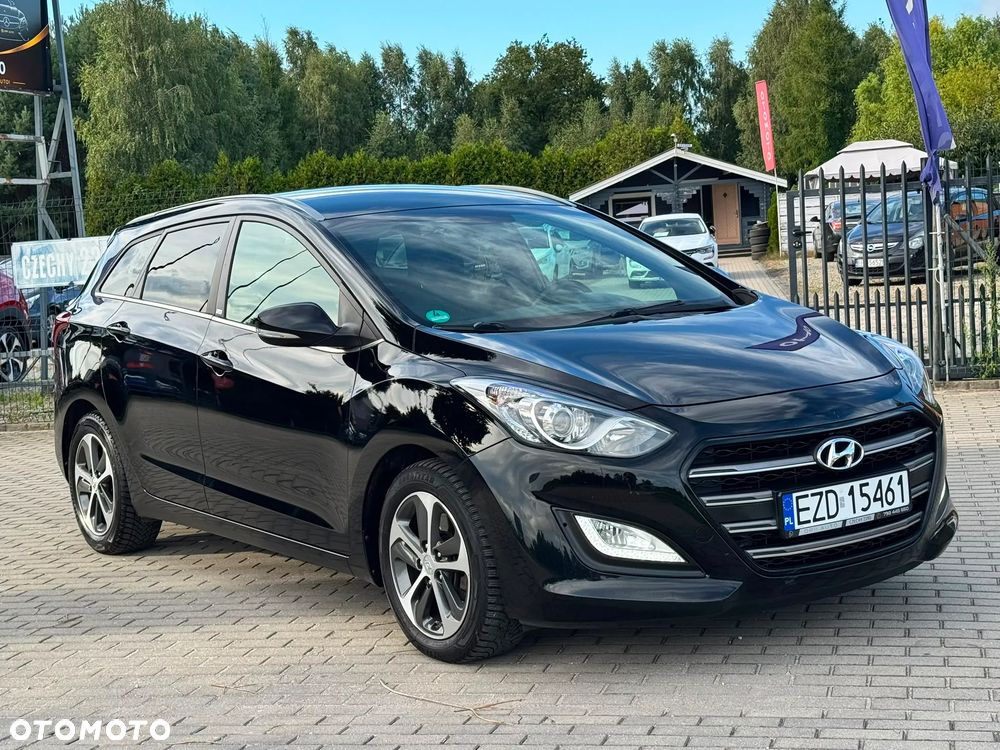 Hyundai i30 blue Kombi 1.6 CRDi DCT Passion - 15