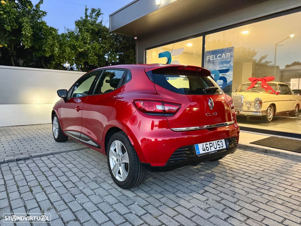 Renault Clio 1.5 dCi Dynamique S - 4