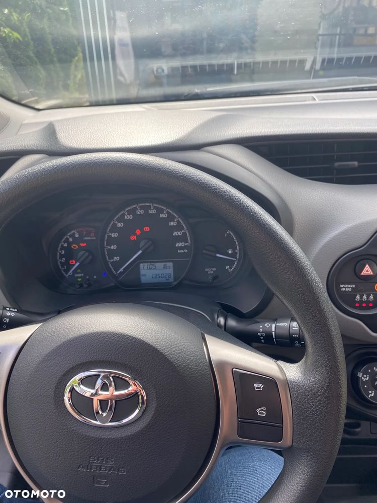 Toyota Yaris 1.0 Active - 15