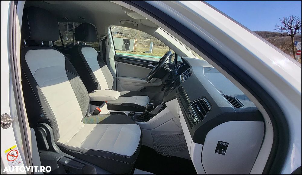 Volkswagen Tiguan 2.0 TDI SCR 4MOTION (BlueMotion Techn.) DSG Highline - 26