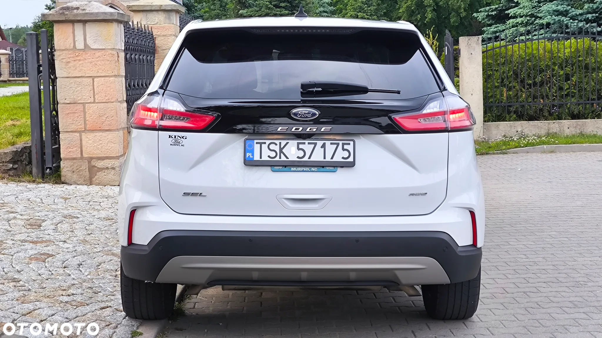 Ford Edge - 4