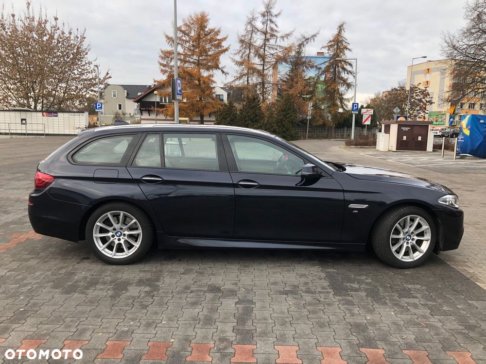 BMW Seria 5 530d xDrive Sport-Aut Luxury Line - 3