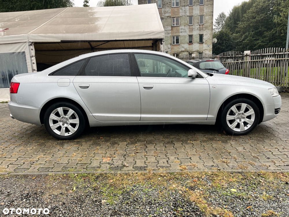 Audi A6 Limousine 2.4 - 16