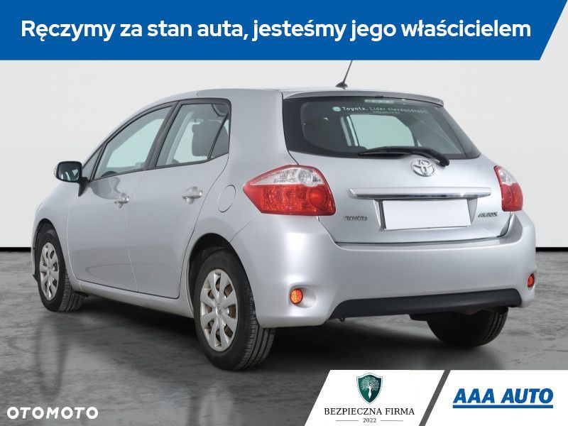 Toyota Auris - 6