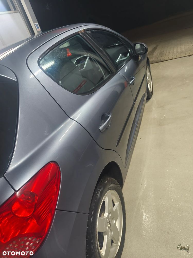 Peugeot 207 1.4 - 2