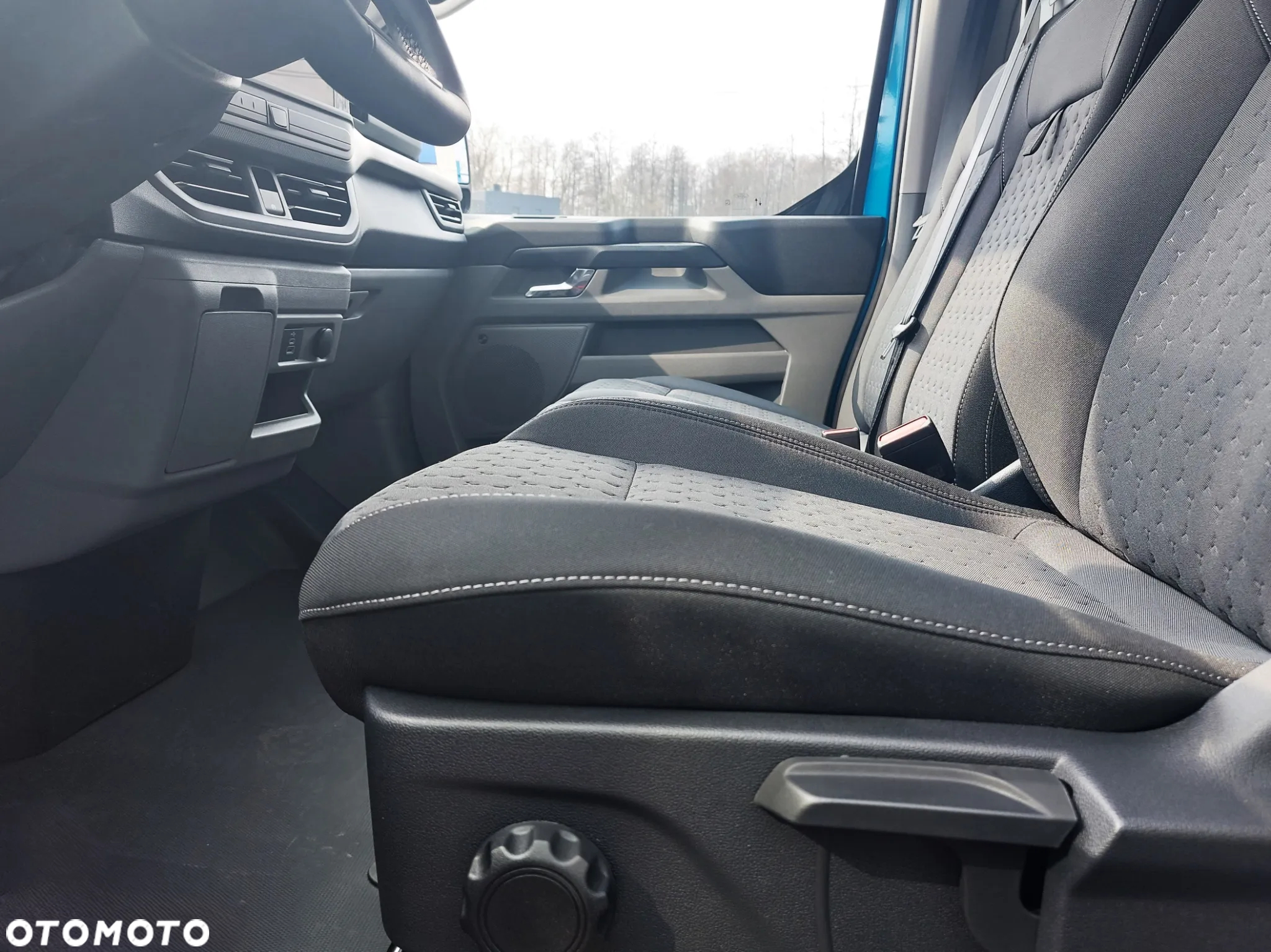 Ford Transit E-Custom - 25