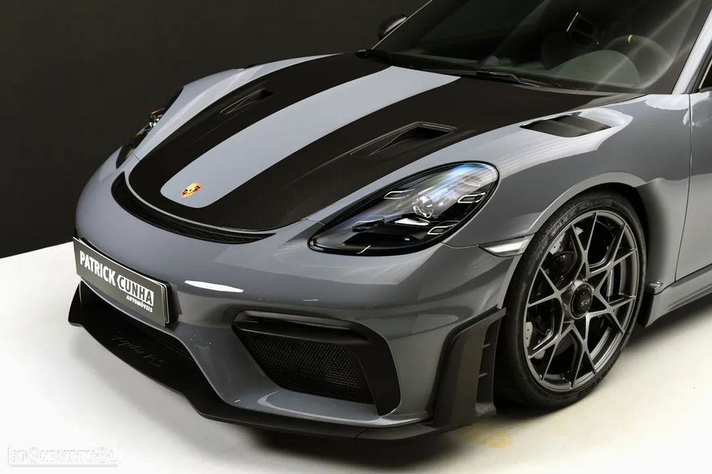 Porsche 718 Spyder RS - 7