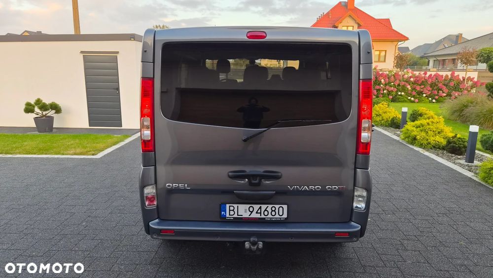 Opel Vivaro Tour Elegance L1H1 - 5