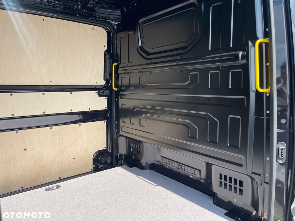 Volkswagen Crafter - 8