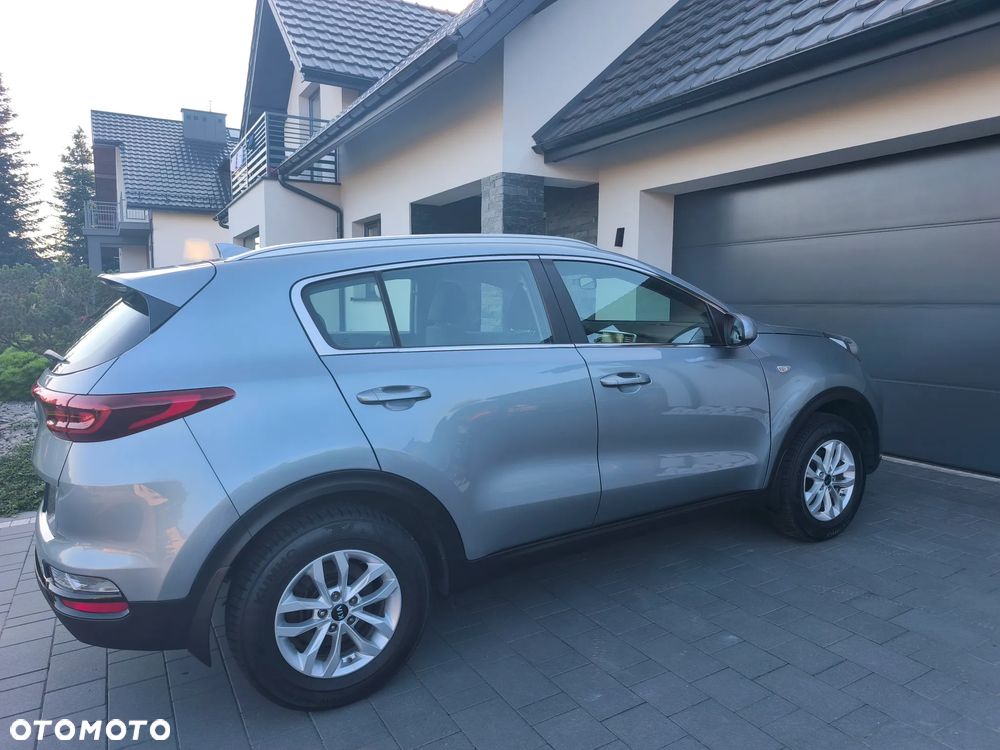 Kia Sportage 1.6 GDI 2WD Black Edition - 8