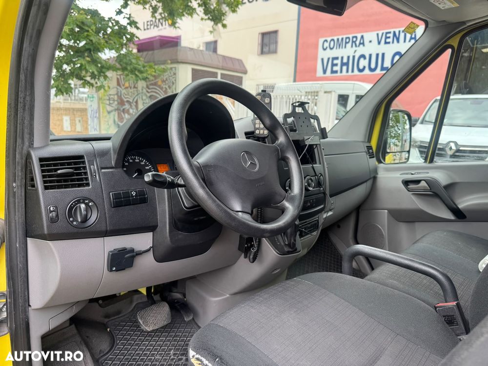 Mercedes-Benz Sprinter 906.255 7GTronic - 5