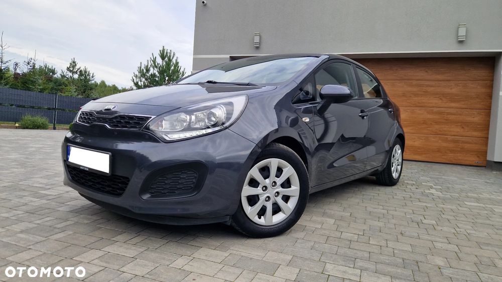Kia Rio - 2