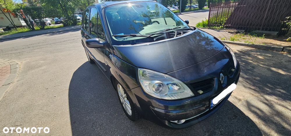 Renault Scenic 1.9 dCi Tech Run - 12