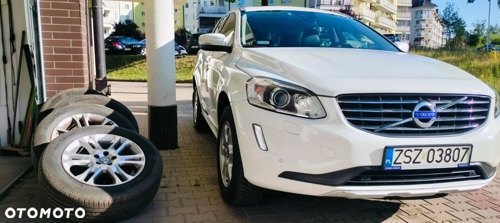 Volvo XC 60 D5 AWD Ocean Race - 28