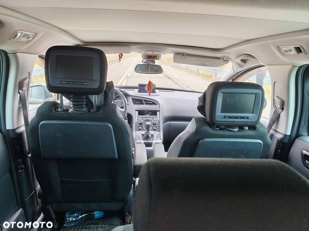 Peugeot 5008 155 THP Family - 9