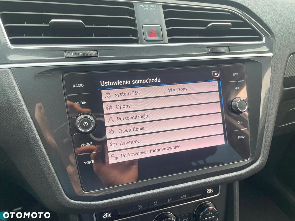 Volkswagen Tiguan - 34