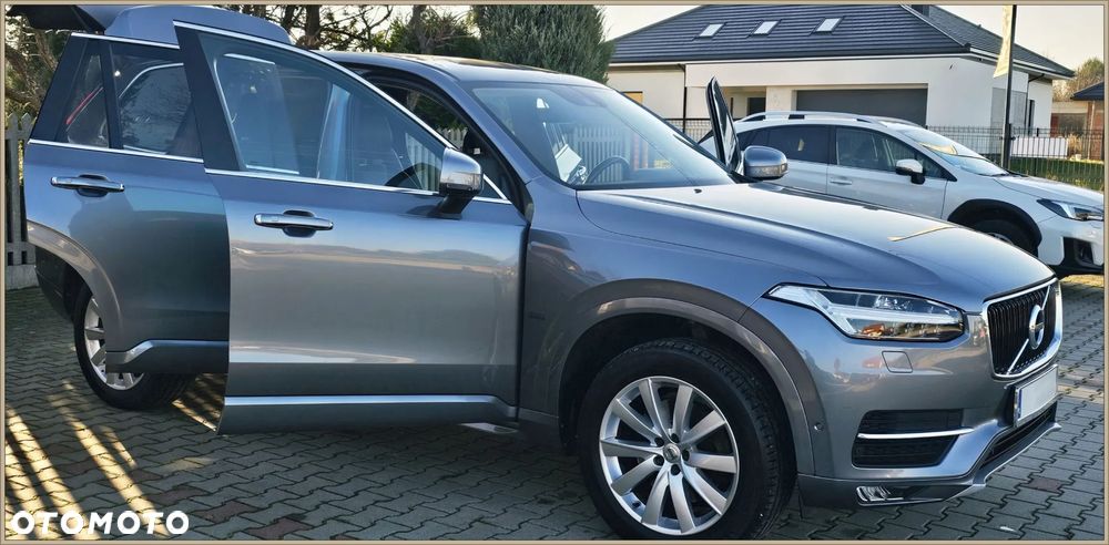 Volvo XC 90 D5 AWD Geartronic Momentum - 27