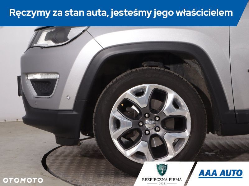 Jeep Compass - 17