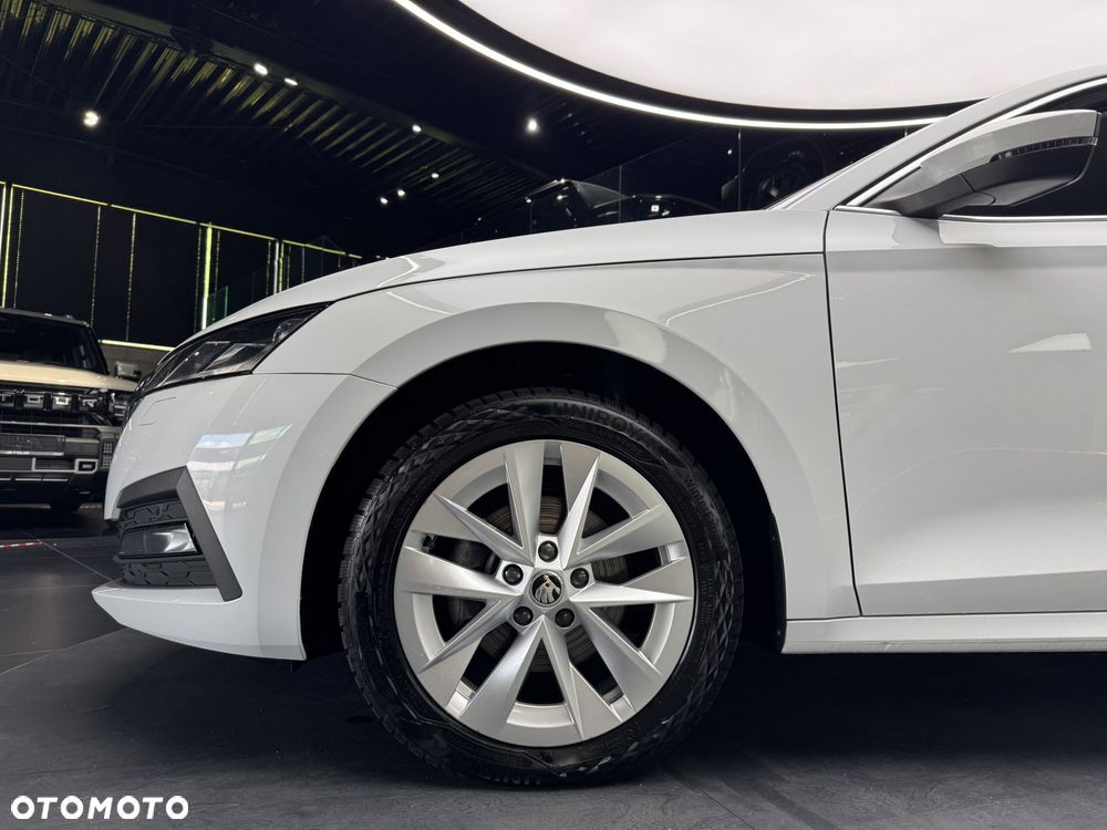 Skoda Octavia 2.0 TDI Ambition DSG - 22
