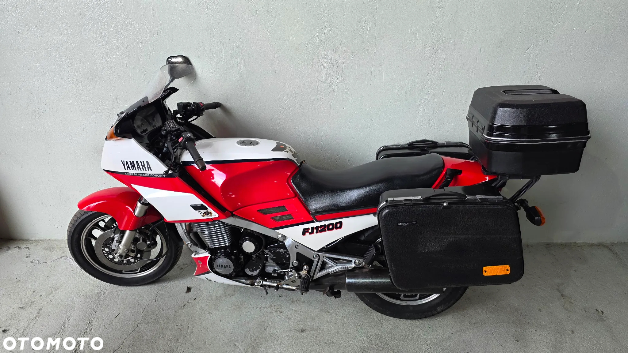 Yamaha FJ - 14