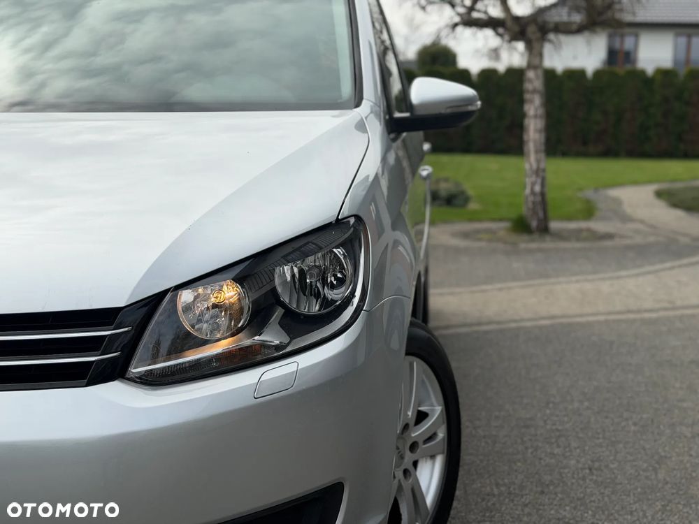 Volkswagen Touran - 3