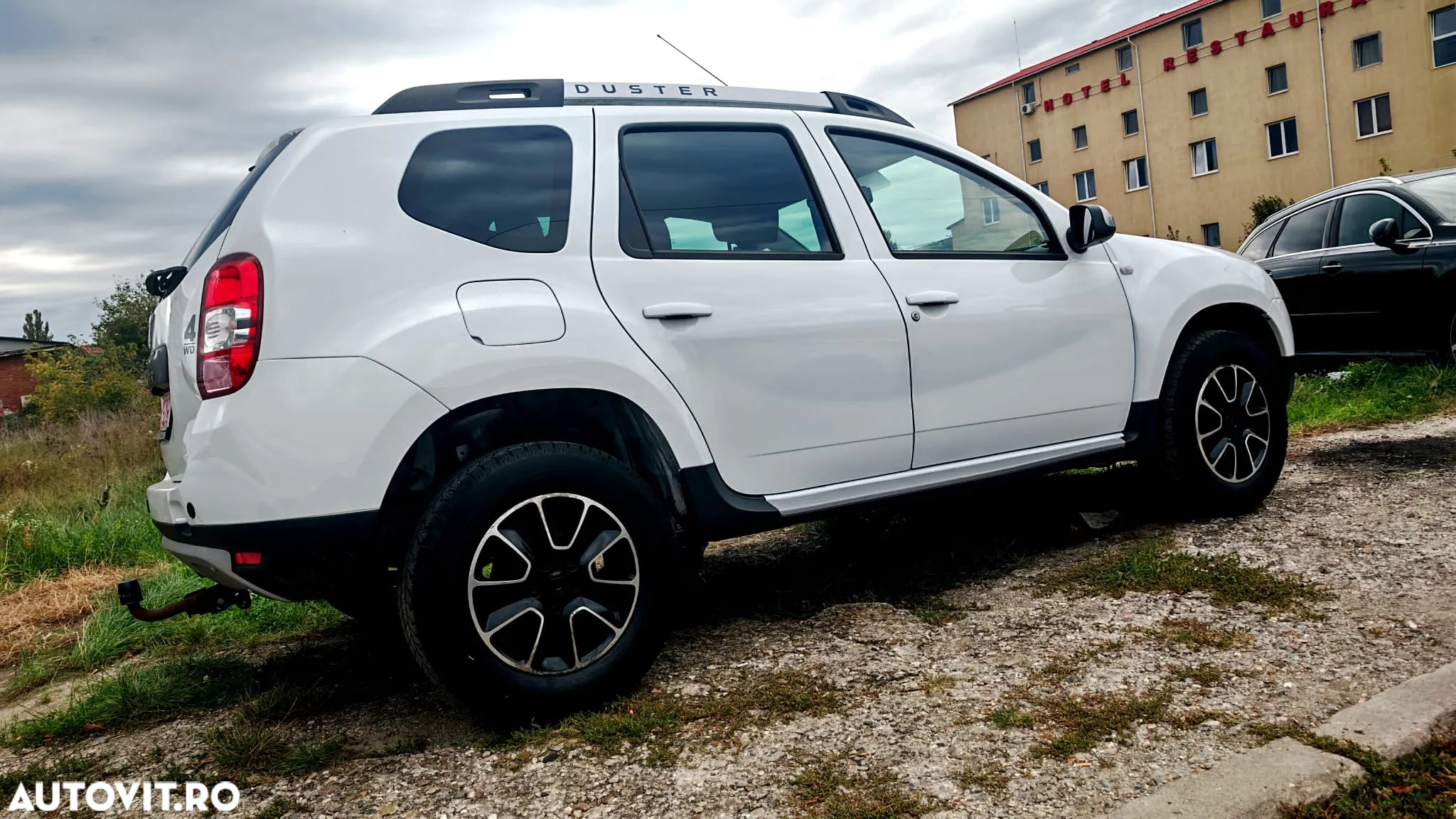 Dacia Duster dCi 110 FAP 4x4 Prestige - 9