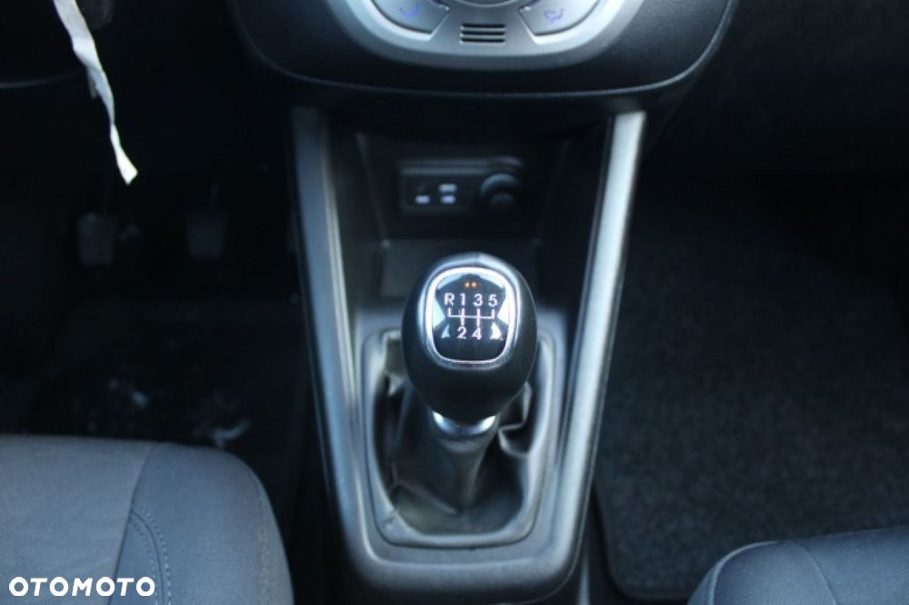 Hyundai ix20 - 16