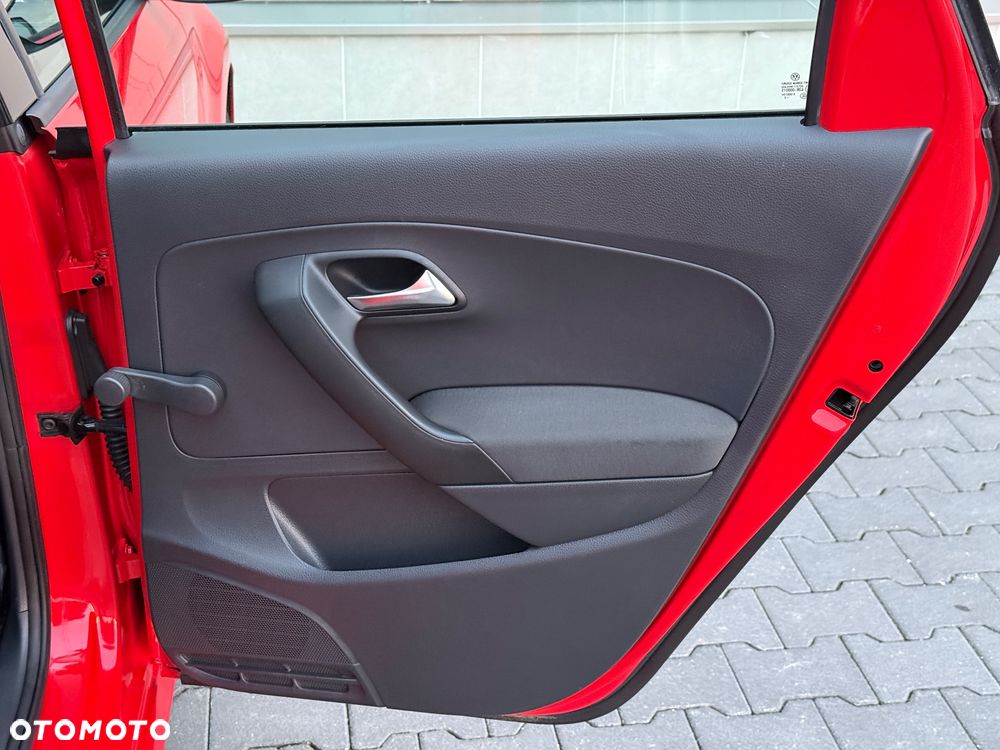 Volkswagen Polo - 25