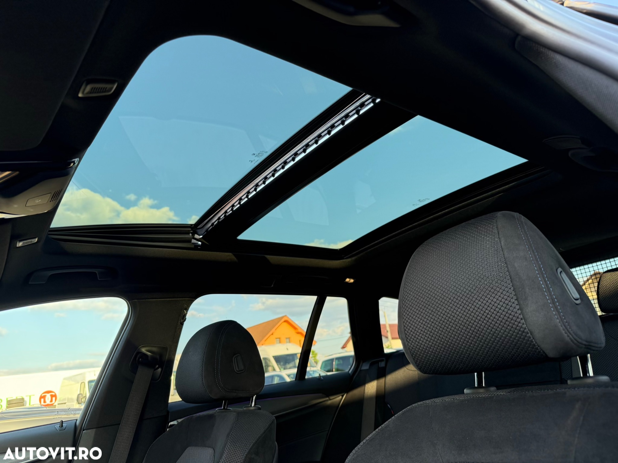 BMW Seria 5 520d Touring Aut. M Sport Edition - 30