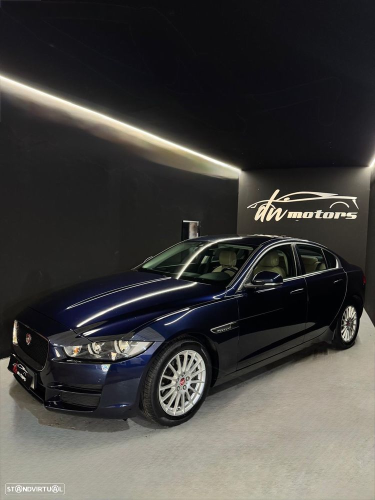Jaguar Xe