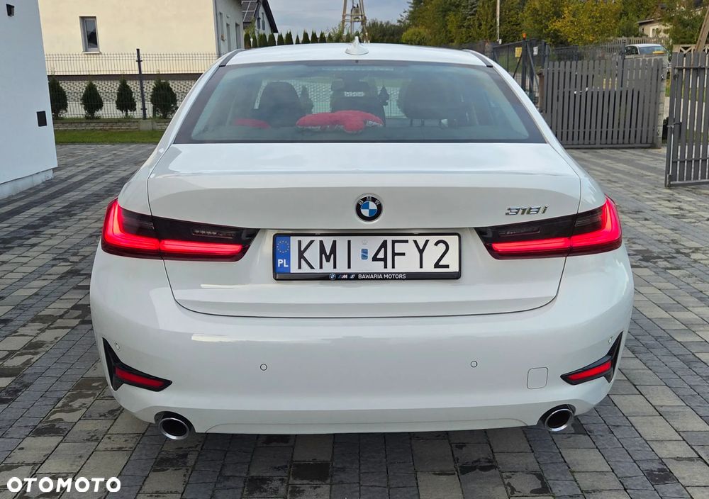 BMW Seria 3 318i Advantage - 5