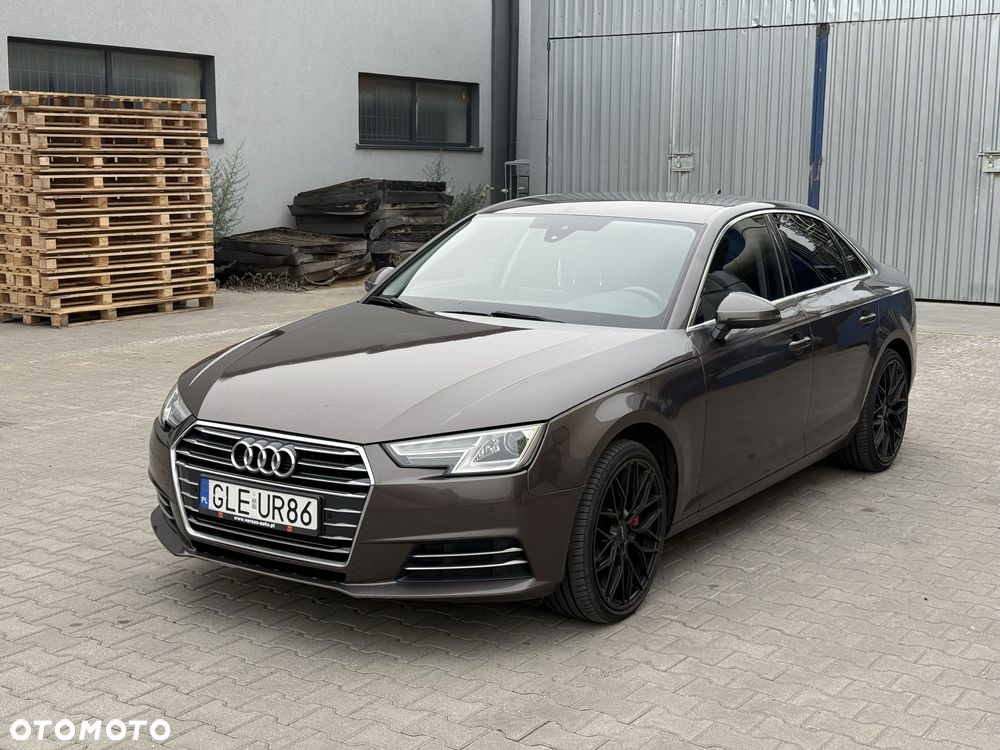 Audi A4 Limousine - 1