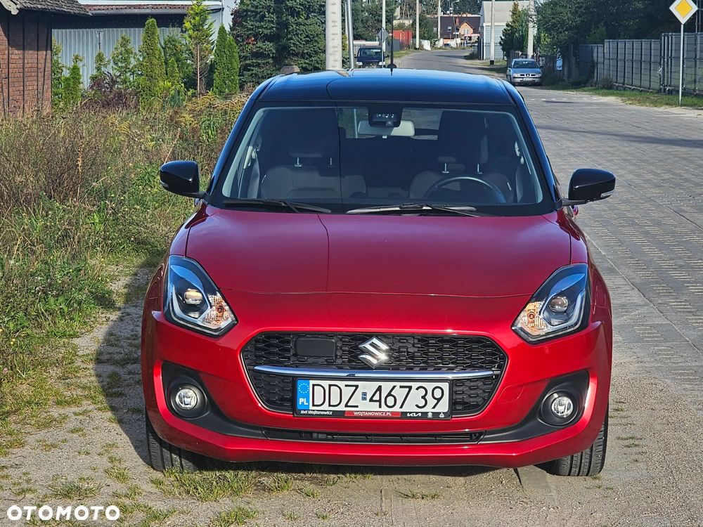 Suzuki Swift 1.2 Premium Plus CVT - 2