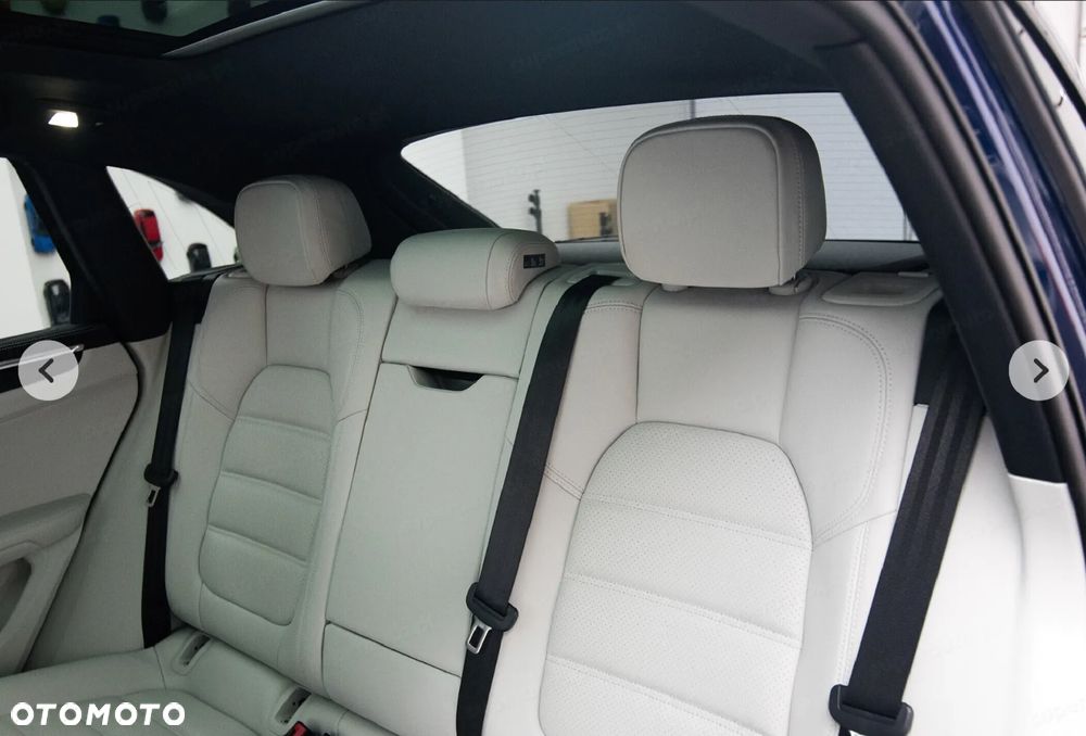 Porsche Macan T - 24