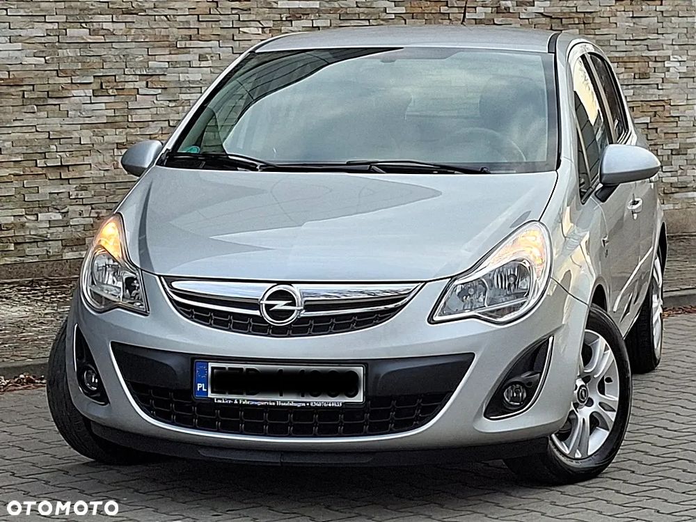 Opel Corsa 1.4 16V 150 Jahre - 1