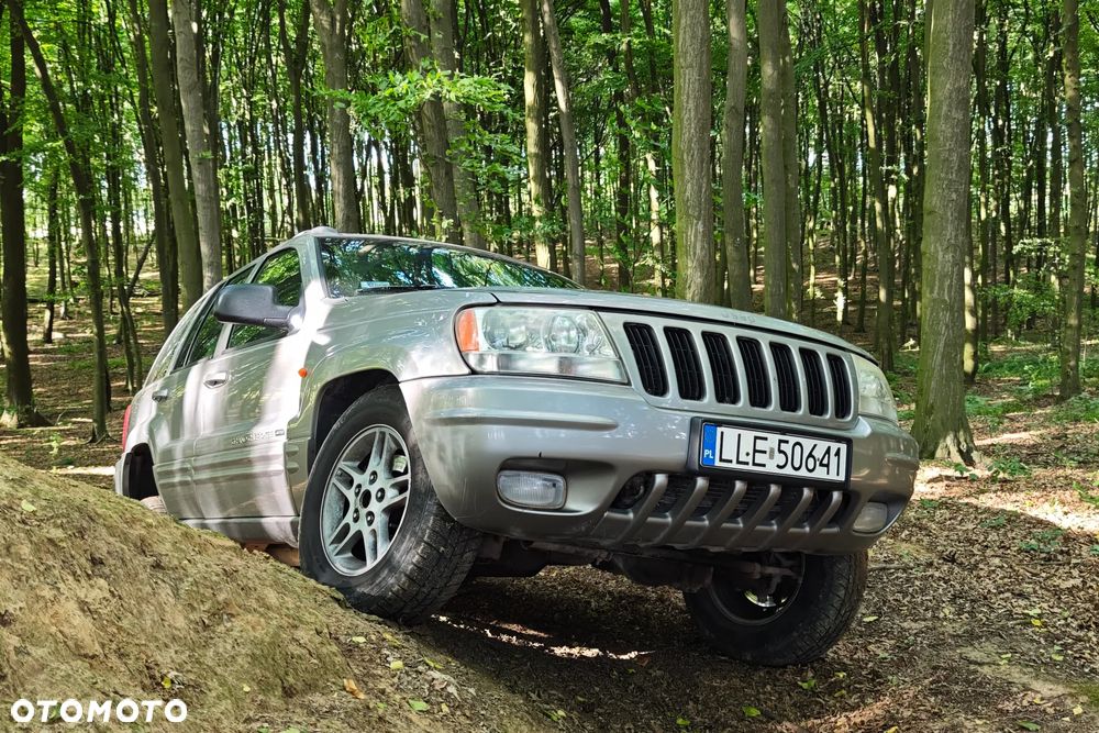 Jeep Grand Cherokee - 13