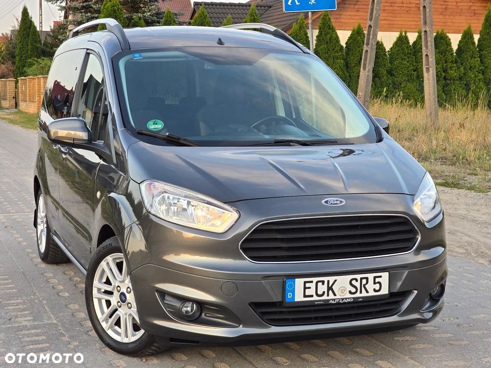 Ford Tourneo Courier 1.0 EcoBoost Titanium - 10