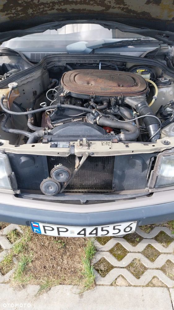 Mercedes-Benz W201 (190) - 10