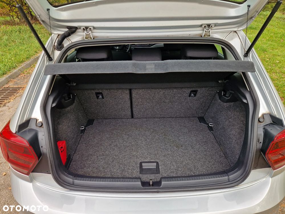 Volkswagen Polo - 13