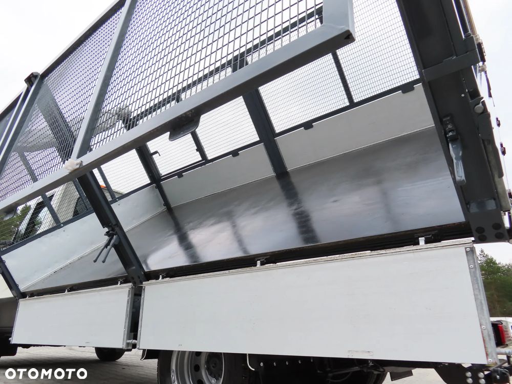 Iveco DAILY 70C16 Wywrotka Siatkowa Kiper Wywrot x 3 Strony 4.20 CM Długi 8 E.Palet Renomowanej Firmy ROMCAR Rozstaw Osi 4100 mm HAK 3500 Kg 40 Tys Km Przeb. Stan Auta JAK NOWY - 22