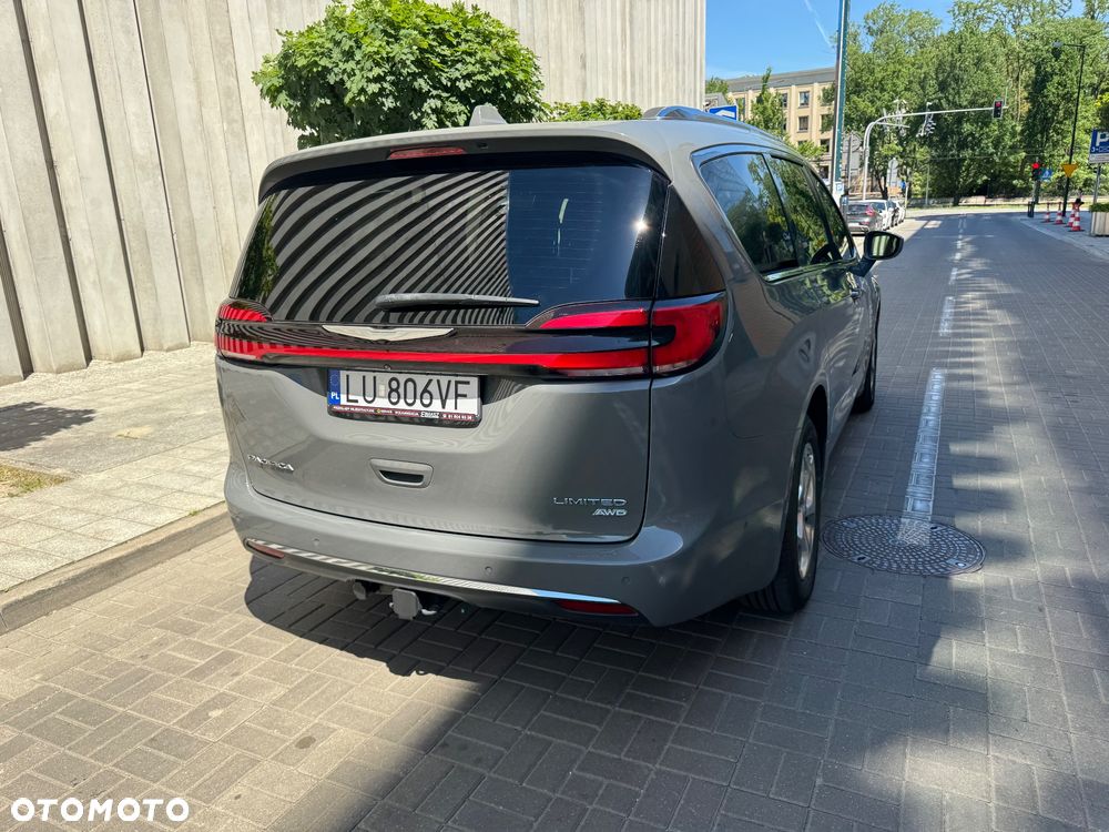 Chrysler Pacifica - 10