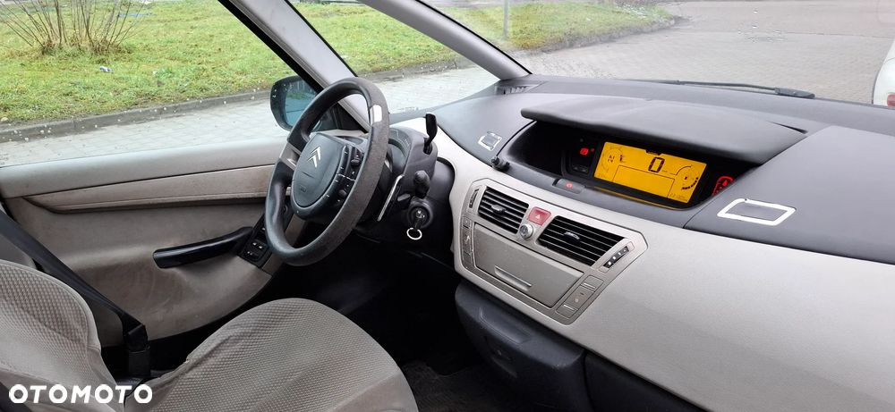 Citroën C4 Picasso - 10