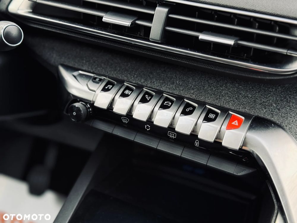 Peugeot 3008 BlueHDi 150 Stop & Start Allure - 26