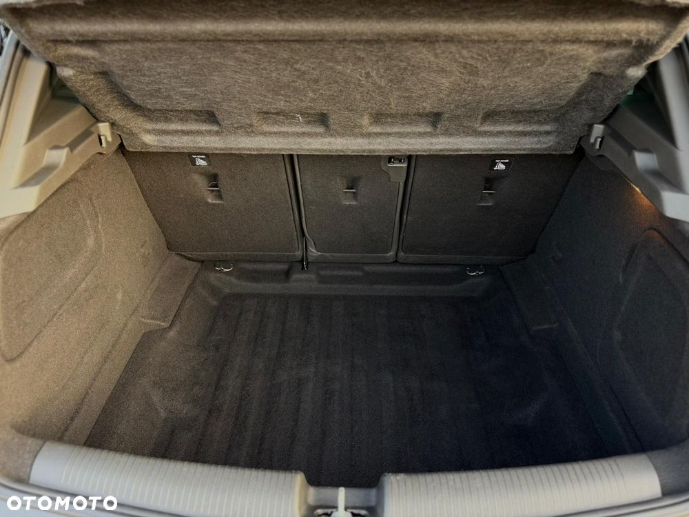 Opel Astra 1.4 T Elite S&S - 27