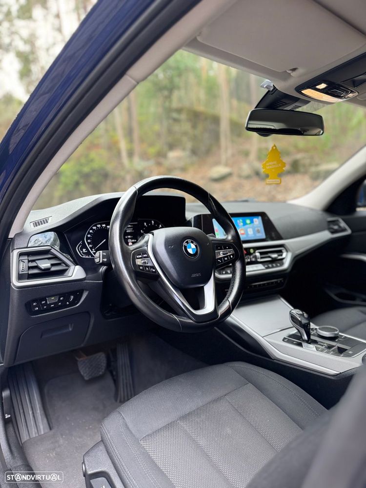 BMW 318 d Touring Line Sport Auto - 18