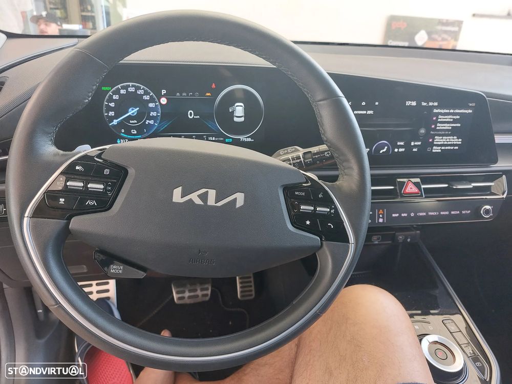 Kia Niro EV 64kWh Tech - 6