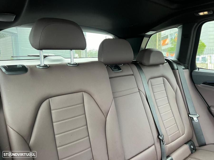 BMW iX3 Inspiring - 11