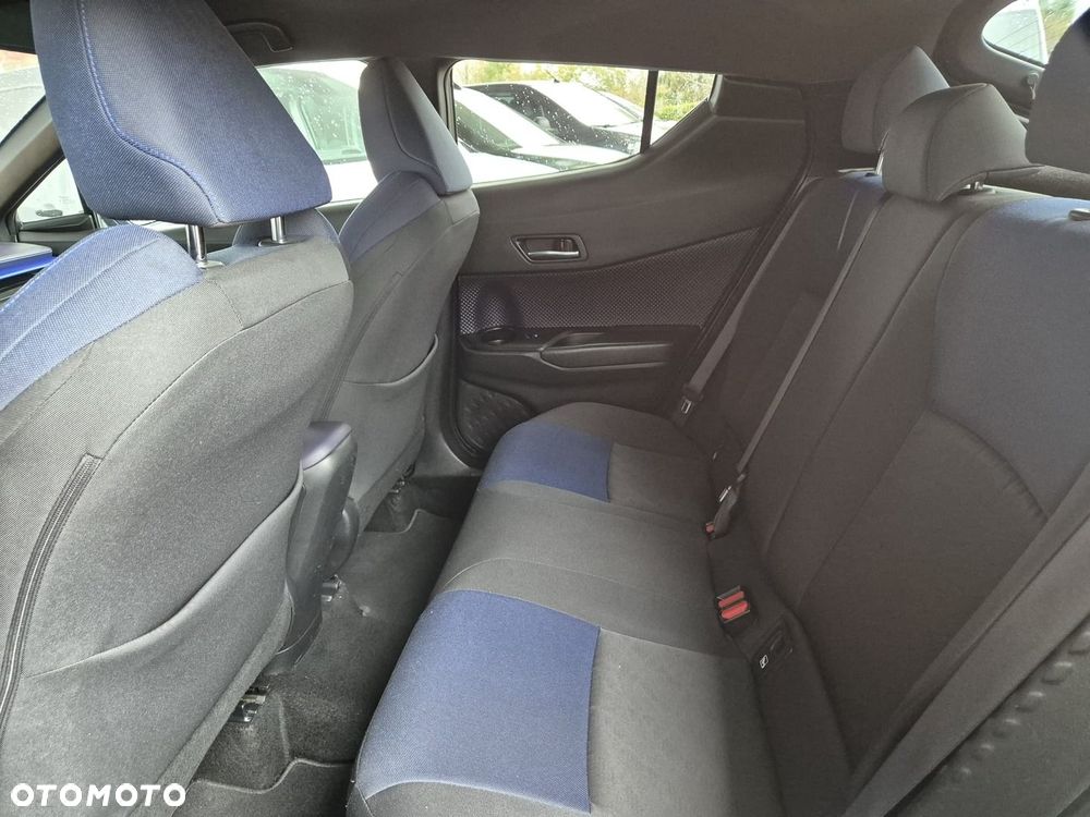 Toyota C-HR 1.2 T Dynamic - 12