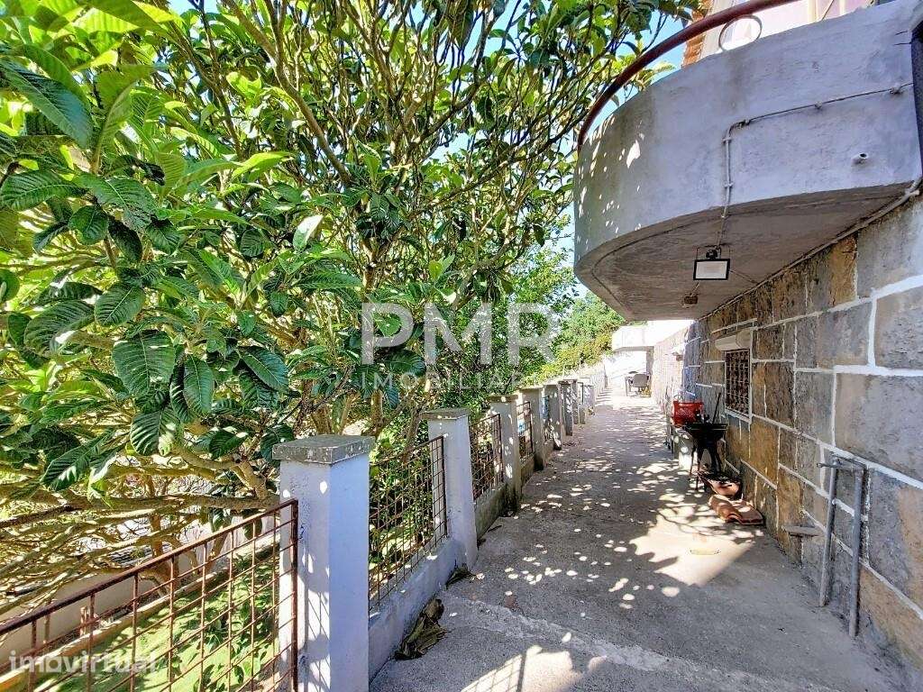 Oportunidade única em Agualva: duas moradias independentes com terreno - Grande imagem: 2/19