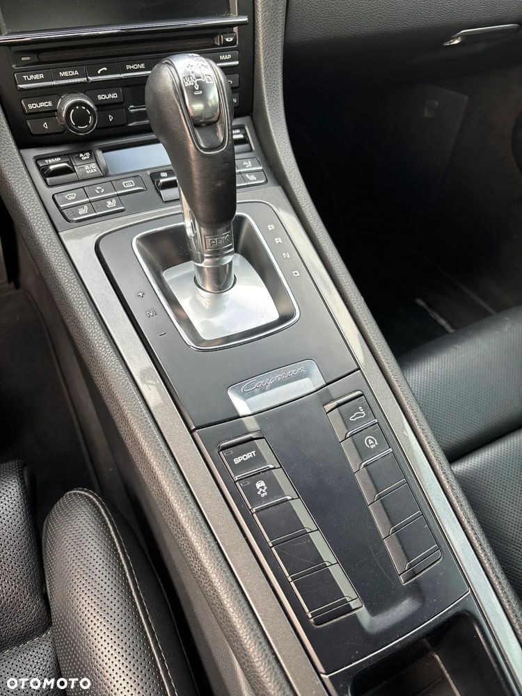 Porsche Cayman PDK Black Edition - 16